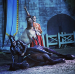 Удивительное конно-театральное зрелище при участии артистов Фаер шоу