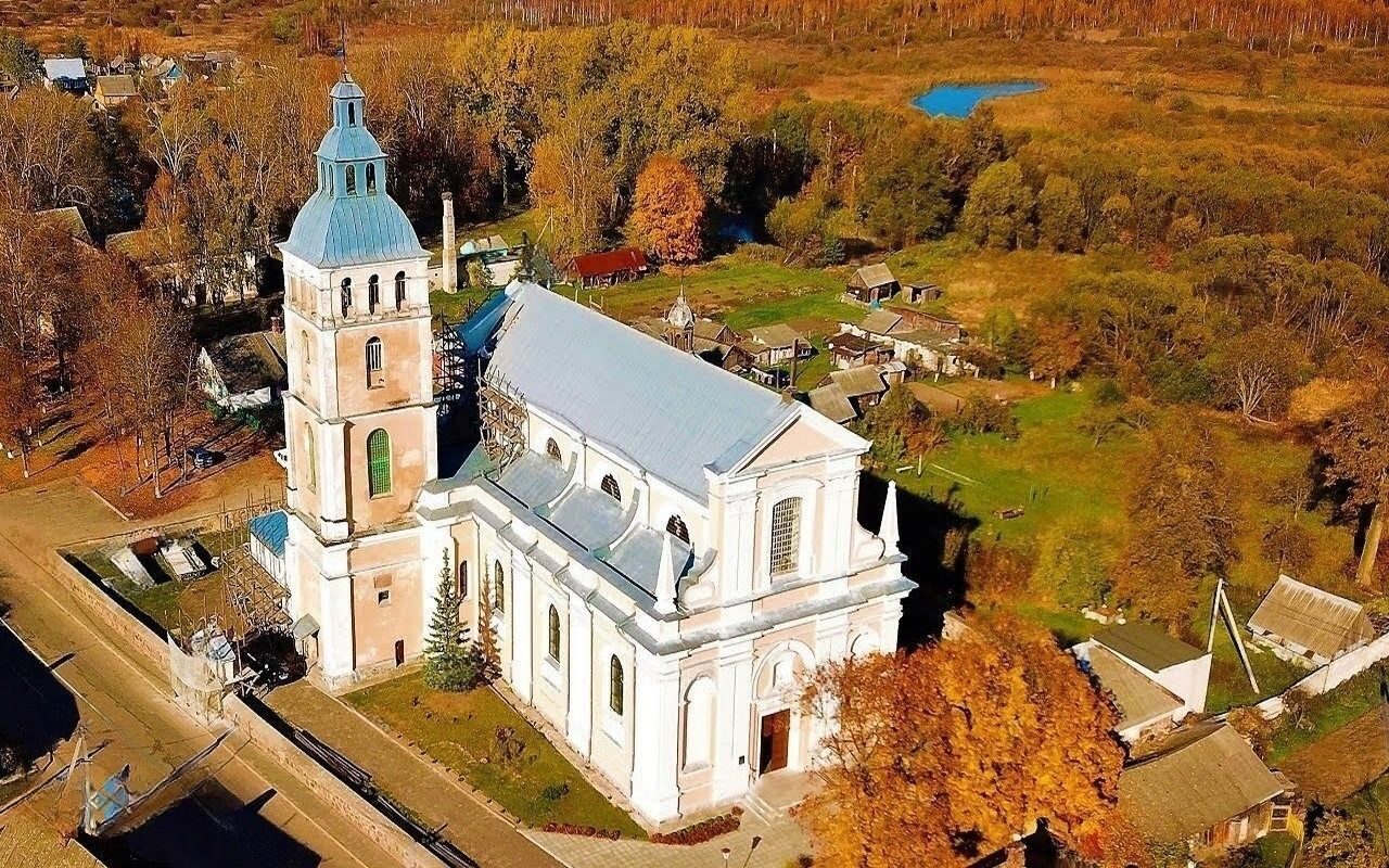 Костел Святого Николая в Свири